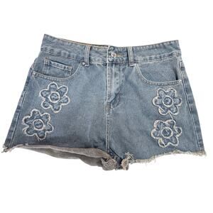 Angel Kiss Denim Flower Applique Shorts size 29